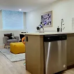 The Oliver - Cozy Apartment In Rockland Park, Nw