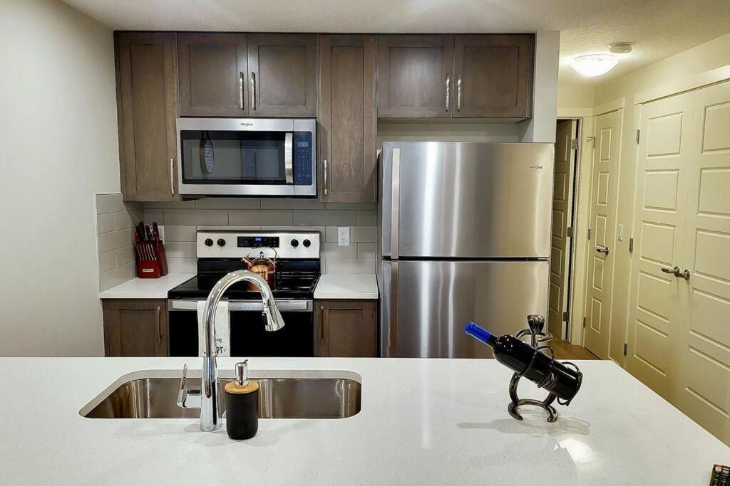 The Oliver - Cozy In Rockland Park, Nw * Calgary