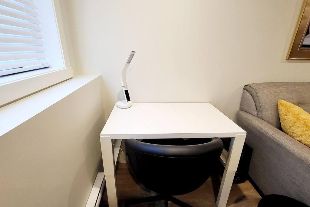 The Oliver - Cozy In Rockland Park, Nw Apartment